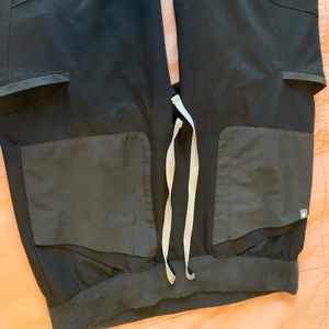 Figs Black Maua Jogger Scrub Pant